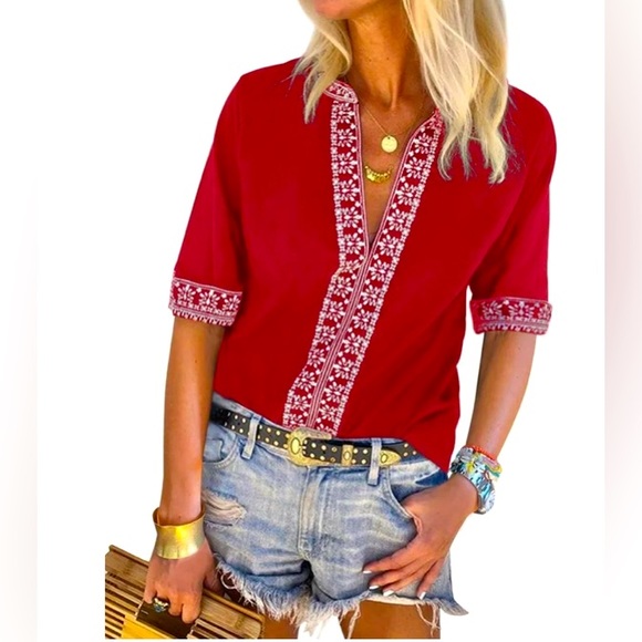 BEAUTIFUL❤️RED❤️SHORT SLEEVES TOP WITH EMBROIDERED WHITE TRIM SIZE LARGE🌟NWOT🌟 - Picture 1 of 13